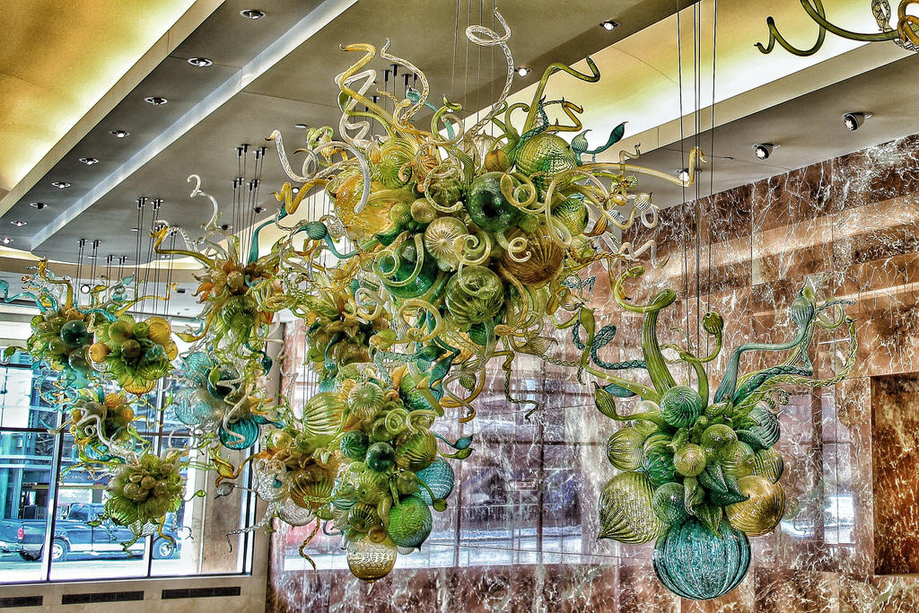 mayo_clinic_chihuly.jpg