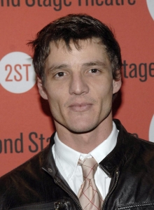 pedro-pascal-dara-vida-a-la-vibora-roja